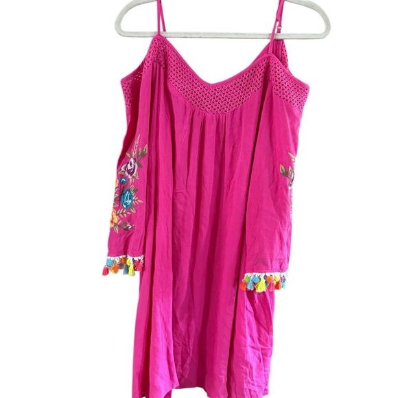 Pink Swim Coverup with Embroidery Cold Shoulder - Picture 8 of 9